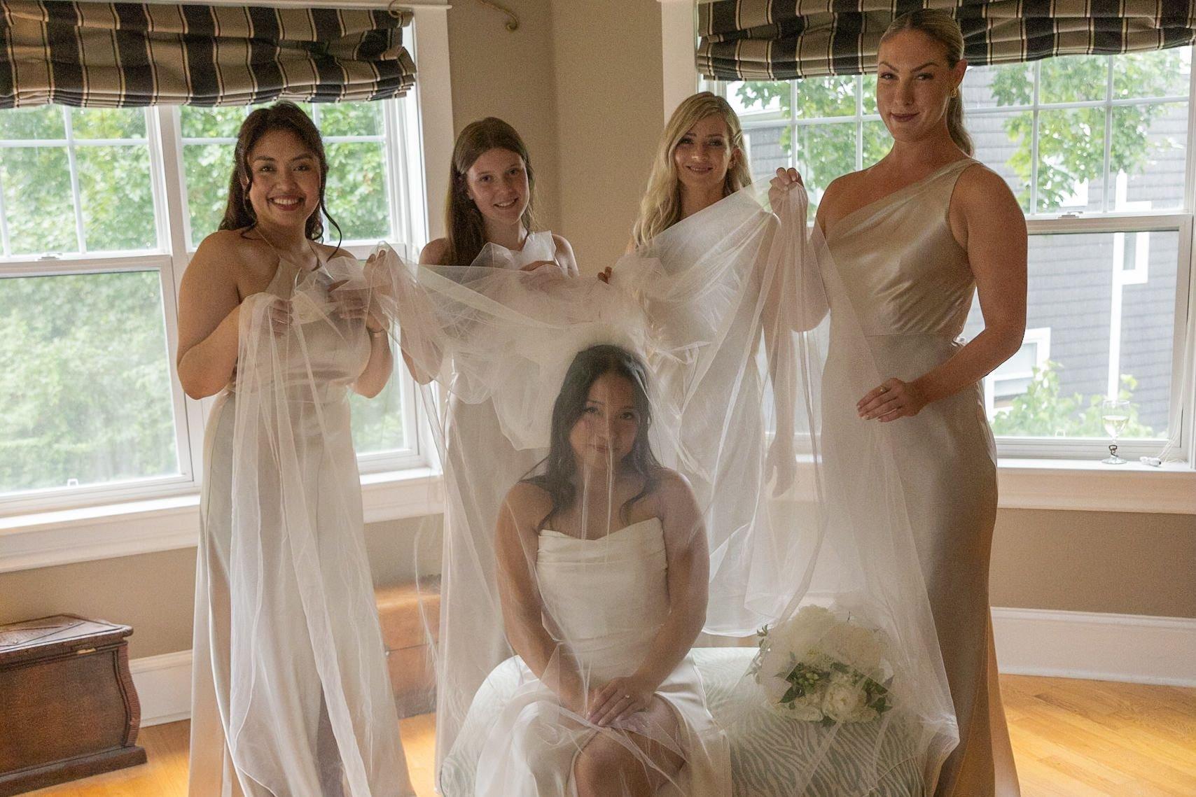 carousel-hero-element image-0